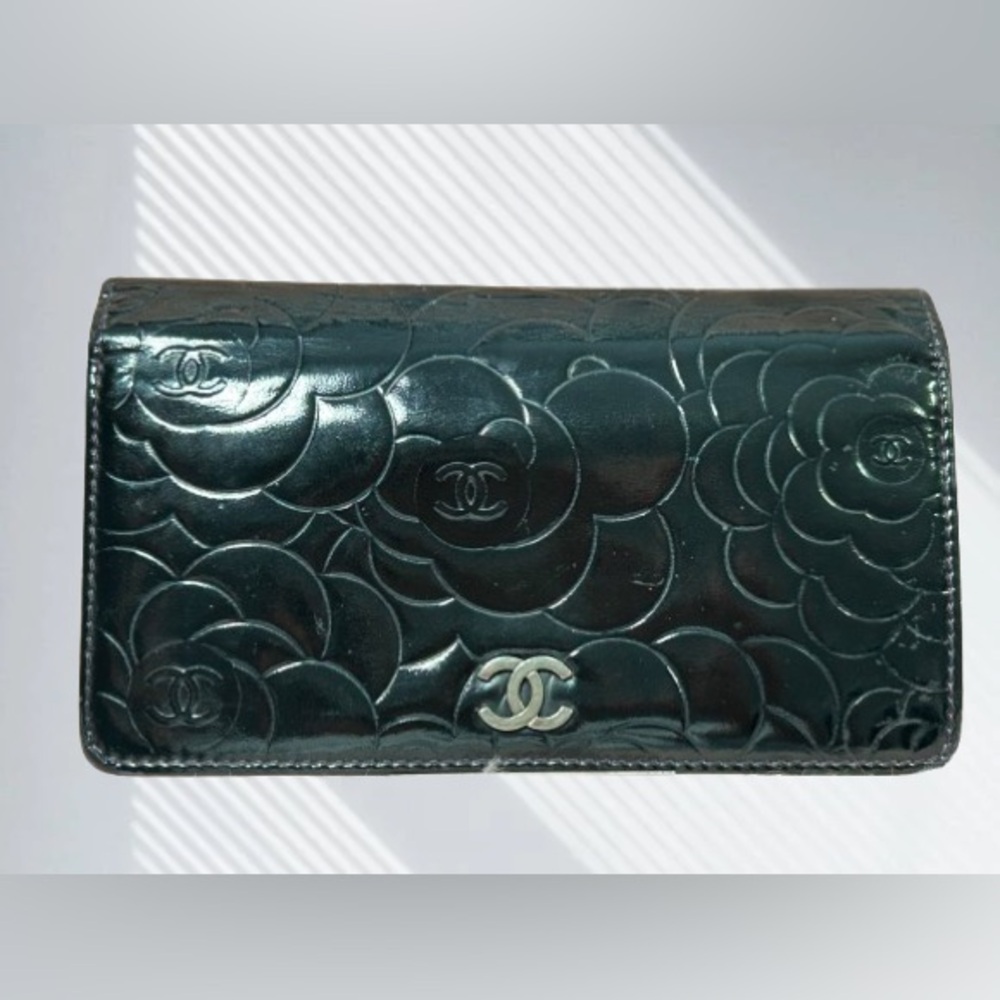 CHANEL Black Embossed Floral Wallet Authentic